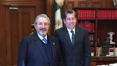 Visita del Magistrado Eloy Espinosa-Saldaña Barrera del Tribunal Constitucional del Perú