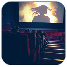 INVALIDA LA CORTE, CON EFECTOS GENERALES, UNA PORCIÓN NORMATIVA DEL ARTÍCULO 8 DE LA LEY FEDERAL DE CINEMATOGRAFÍA QUE IMPEDÍA LA EXHIBICIÓN DE PELÍCULAS DOBLADAS AL ESPAÑOL
