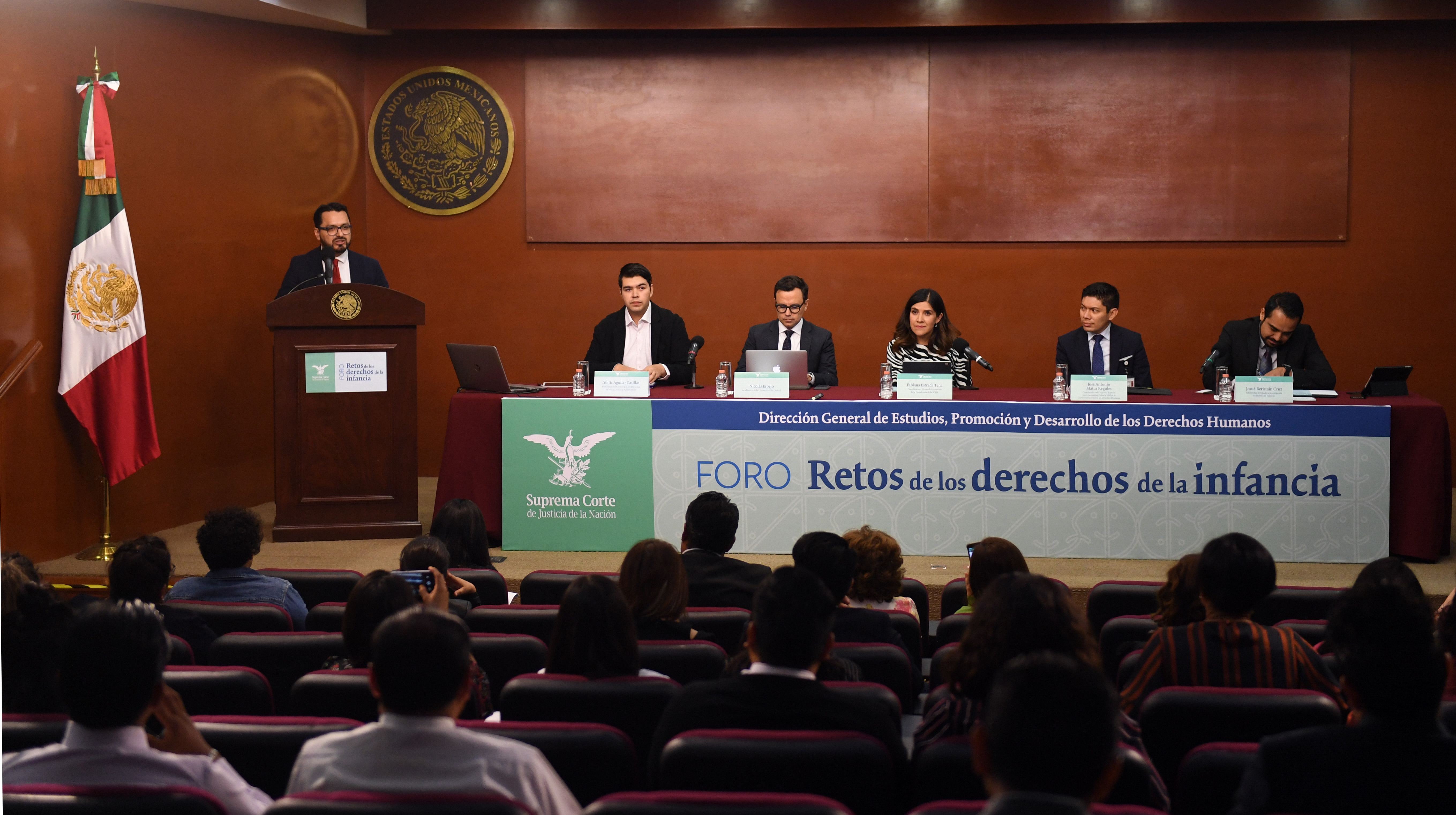 Doctor Arturo Bárcena Zubieta, Nicolás Espejo, Fabiana Estrada Tena, José Antonio Matus Regules, Josué Beristain Cruz